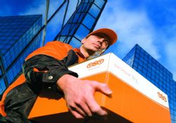 TNT Ekspres, En Çevreci ve En Güvenli Araç Kullanan Kuryelerini Ödüllendirdi
