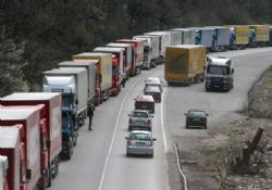 Sınır Kapılarında TIR Kuyrukları Oluştu!