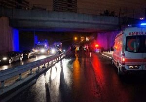 Otobüs Kontrolden Çıktı : 4 Ölü 1 Yaralı