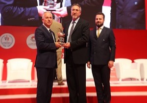 TEMSA, Genç Türkiye Zirvesi’nden Ödülle Döndü