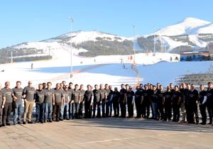 Mercedes-Benz Türk bayileri ile buluştu
