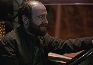 Mercedes Benz, Çağan Irmak'la ilke İmza Attı