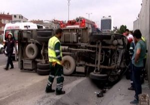 Bayrampaşa'da Zincirleme Kaza: 1 Yaralı