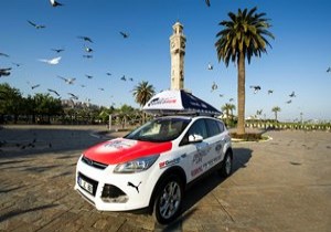 İzmir Koşamayanlar İçin Koşuyor, Ford Kuga Yakalıyor