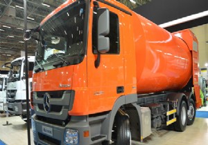 Mercedes-Benz Türk atık toplama kamyonlarını REW Fuarı’nda sergiliyor