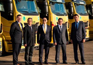 Iveco’dan Ars-Pet’e ilk Stralis Euro 6 çekici