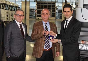 Erkan Grup tercihini Mercedes-Benz kamyonlardan yana kullandı