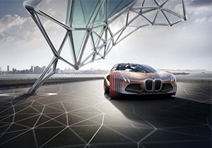 BMW 100 Yılı Devirdi