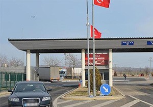 Yunan Çiftçilerin Eylemi Milyonlarca Avroya Mal Olabilir