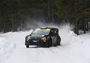 Buz Üstünde Dans İçin Pirelli'den Sottozero Ice 1