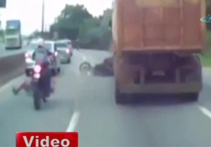 Kamyonun Altında Kalmaktan Son Anda Kurtuldu