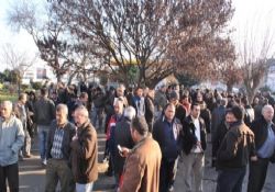 KAMYONCU YÜK BEKLİYOR