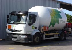 Allison şanzımanlı Renault kamyonlar, BP'nin LPG teslimatlarındaki yükünü hafifletiyor