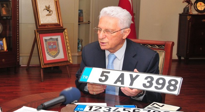 Apaydın'dan Araç Sahiplerine Son Plaka Uyarısı