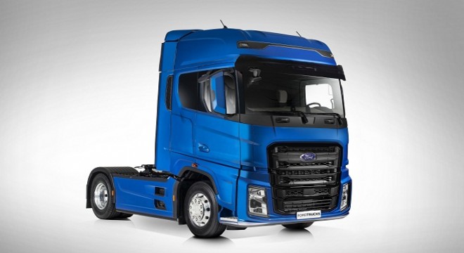 FORD TRUCKS' NEW TRACTOR IS VERY ATTRACTIVE!