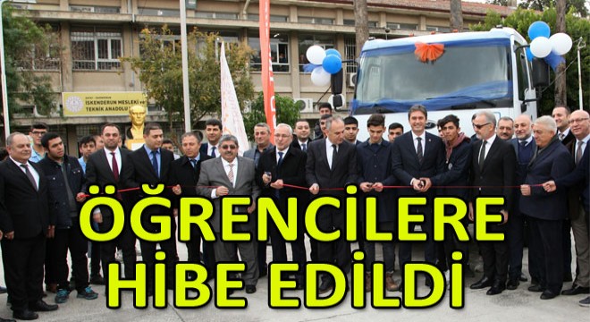 Ford Trucks, İskenderun'da Öğrencilere Kamyon Hibe Etti