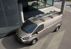 Yeni Ford Transit ailesi genişliyor