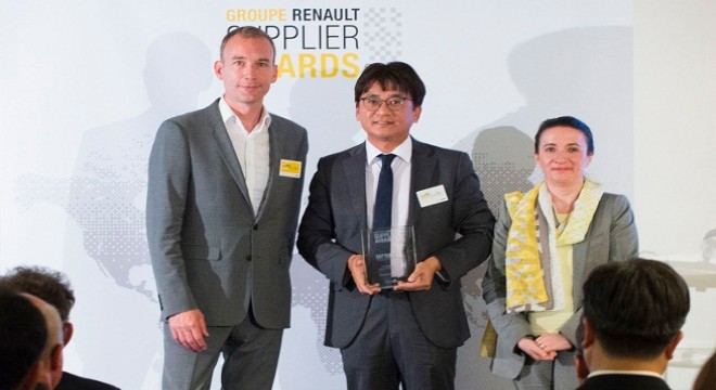 Hankook Renault Grubu'nun Kurumsal Sosyal Sorumluluk Ödülünü Kazandı