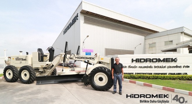 Hidromek Tayland'da Bayrak Değişimi