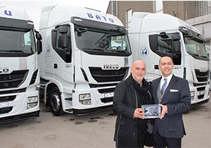 Iveco Batu Lojistik’e Satışını Gerçekleştirdiği 25 adet Stralis Çekiciyi Teslim Etti