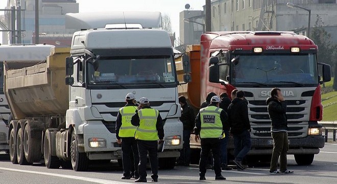 İstanbul'da Rüşvet İddiasıyla 60'ı Polis 114 Kişi Gözaltında