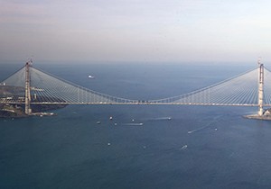 Ücretli Geçişler Krizle Başladı