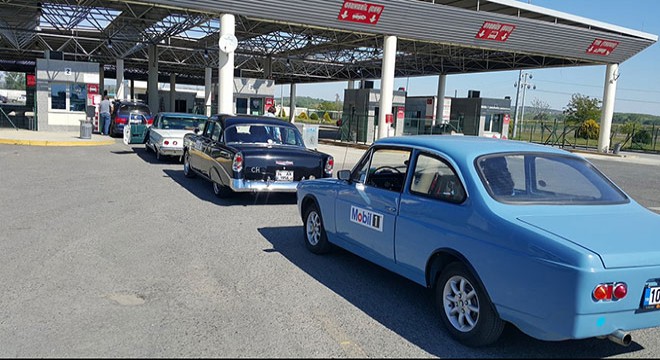 Klasik Otomobilcilerin ‘'Komşu Ziyareti''