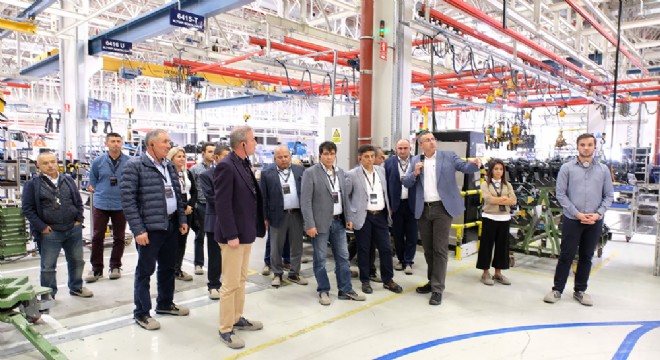 Mercedes-Benz Türk, Filo Müşterilerini Aksaray Kamyon Fabrikası'nda ağırladı