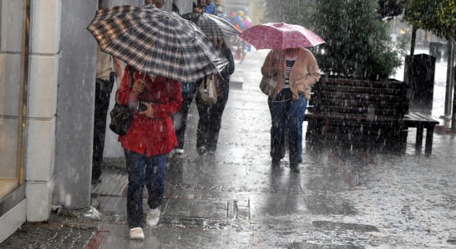 Meteoroloji'den 5 İl İçin Şiddetli Yağış Uyarısı