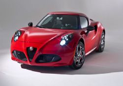 Alfa Romeo 4c, Auto Trophy ödülünü aldı