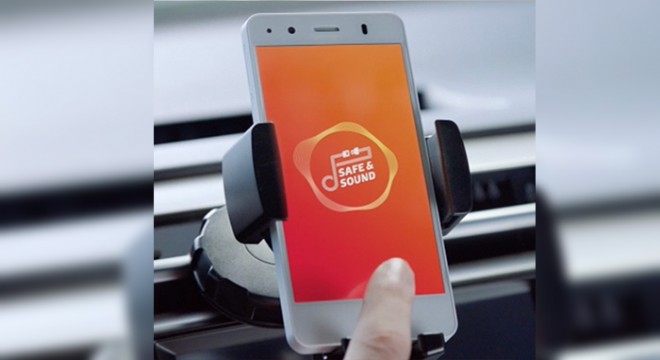 Toyota'dan Cep Telefonlarının Yol Açtığı Kazalara Karşı Önlem