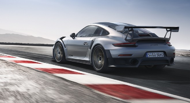 Tüm zamanların en güçlü 911'i: Yeni Porsche 911 GT2 RS