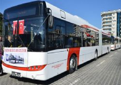 İzmir 100 körüklü otobüsü filosuna kattı