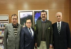 Sarp Sınır Kapısı'ndan rekor geçiş