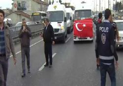Servisçi eylemi E-5’i kilitledi