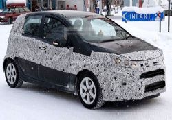 Proton'un yeni modeli test sürüşünde