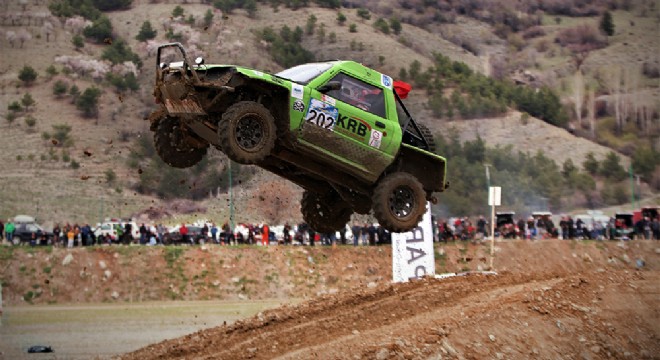 Vezirköprüde Çifte Yarışlı Offroad Festivali