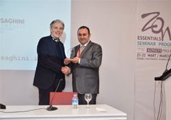 FERRARİ VE TIFFANY'NİN ÖDÜLLÜ TASARIMCISINA ZOW'DA YOĞUN İLGİ