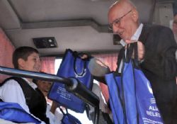BAŞKANDAN ÖĞRENCİLERE TRAFİK SETİ