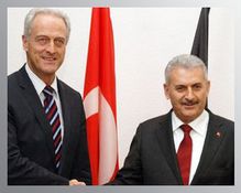 Ulaştırma Bakanı Yıldırım Almanya Ulaştırma ve İskan Bakanı Ramsauer ile Görüştü