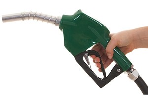Benzin ve Motorine Zam Geldi
