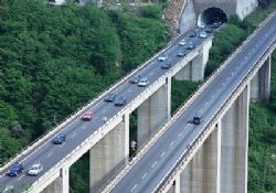 2011'DE KÖPRÜ VE OTOYOLLAR PARA BASTI