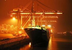 İNEBOLU LİMANI'NDA GÜMRÜK HİZMETİ