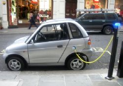 Renault fişi Çin'e takacak!