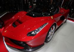 Ferrari ''çok özel'' serisi denendi