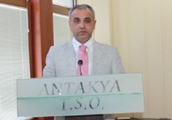 Suriye'nin tutumu ihracatçıları ve nakliyecileri zorda bıraktı