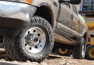 Arazinin Lideri Yine Wrangler DuraTrac!