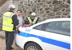 Önce Ceza Kesildi, Sonra Çikolata İkram Edildi