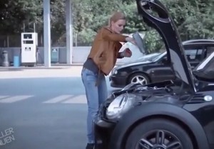 Kadınlar Motor Yağını Nasıl Kullanır?