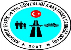 Bakan Yıldırım Karayolları Genel Müdürlüğü'nün Toplantısındaydı
